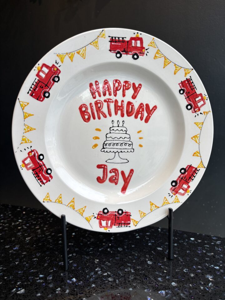 We Make It: Personalized Happy Birthday Plate - Image 3
